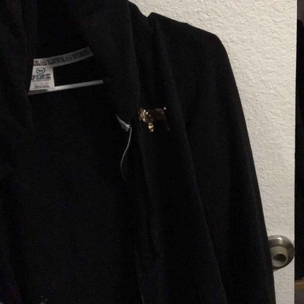 Zip up - Picture 2 of 2